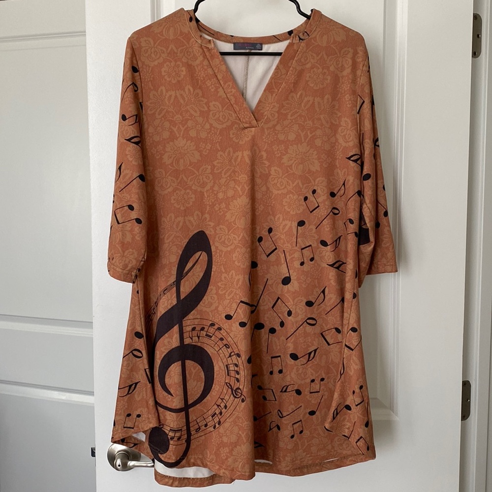Gently Used Women’s Top